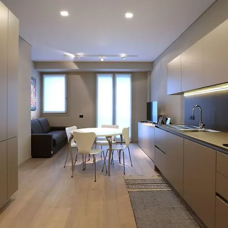 Porta Romana #2 Apartment *